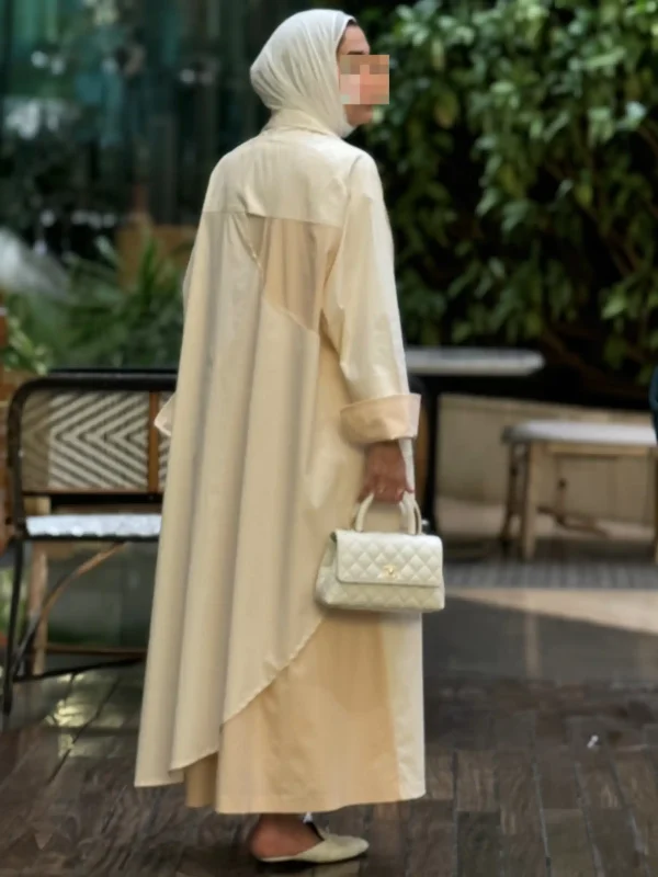 ترنش كوت برشلونة