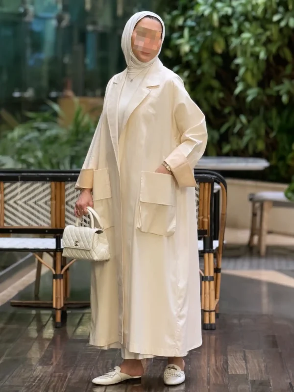 ترنش كوت برشلونة