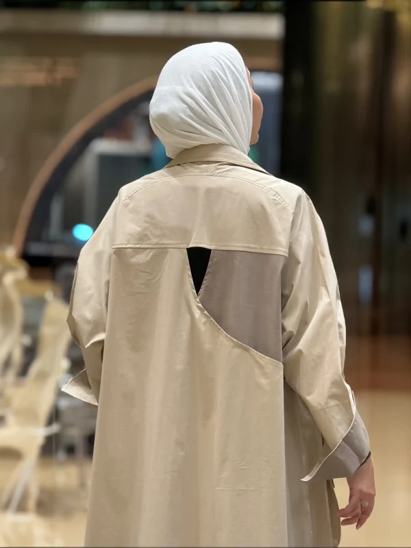 ترنش كوت برشلونة